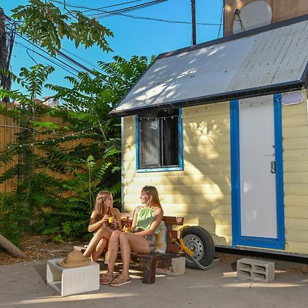 Caravan Hostel Tel Aviv By Roger Age 18-45 Экстерьер фото