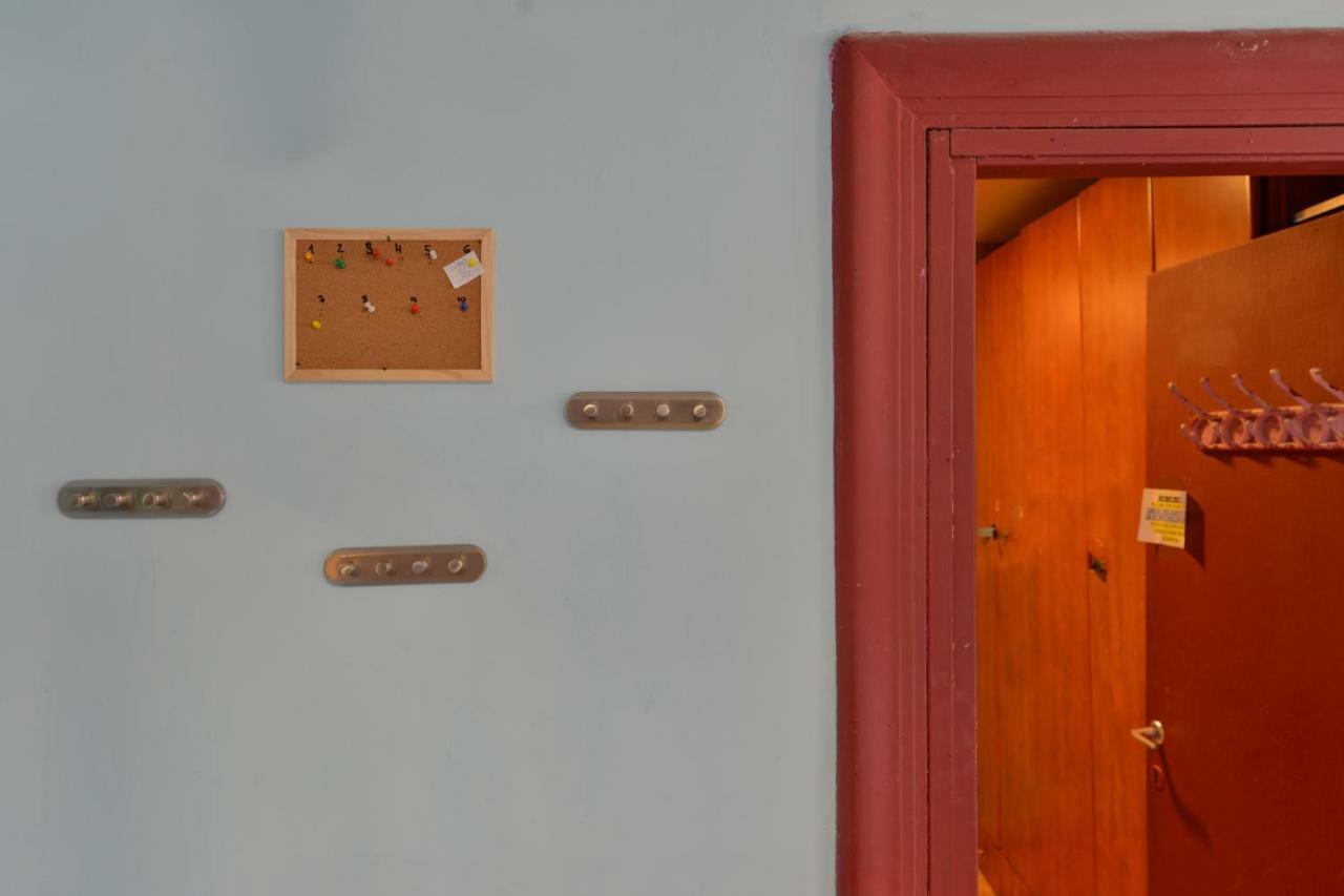 Caravan Hostel Tel Aviv By Roger Age 18-45 Экстерьер фото